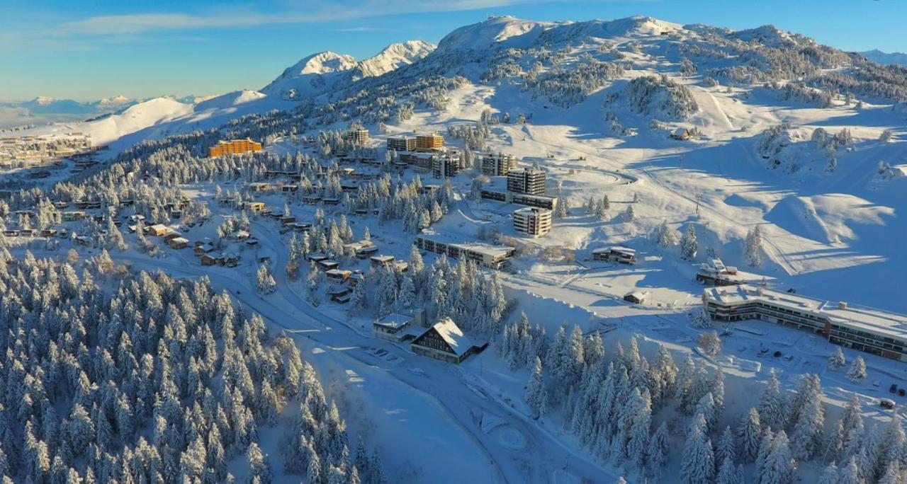 Charmant Appartement Confortable Pour 6 Personnes 40M2 Pied Pistes, Piscine, Wifi, Parking Chamrousse Luaran gambar