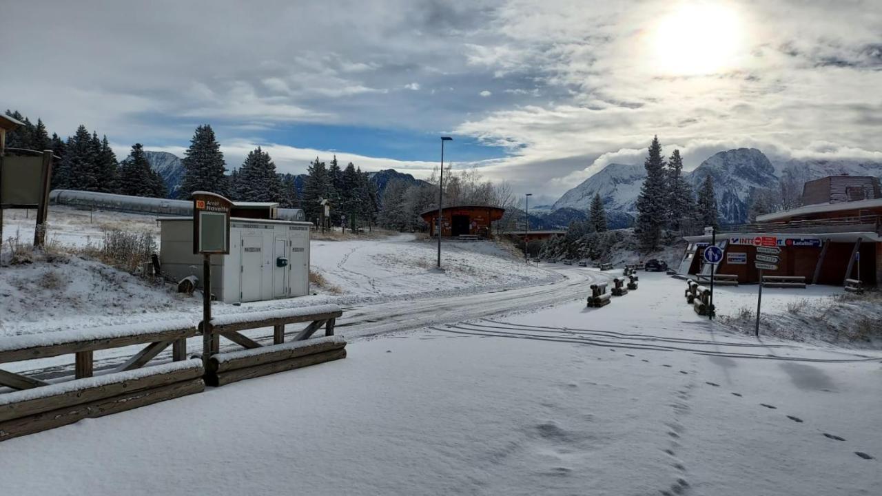Charmant Appartement Confortable Pour 6 Personnes 40M2 Pied Pistes, Piscine, Wifi, Parking Chamrousse Luaran gambar