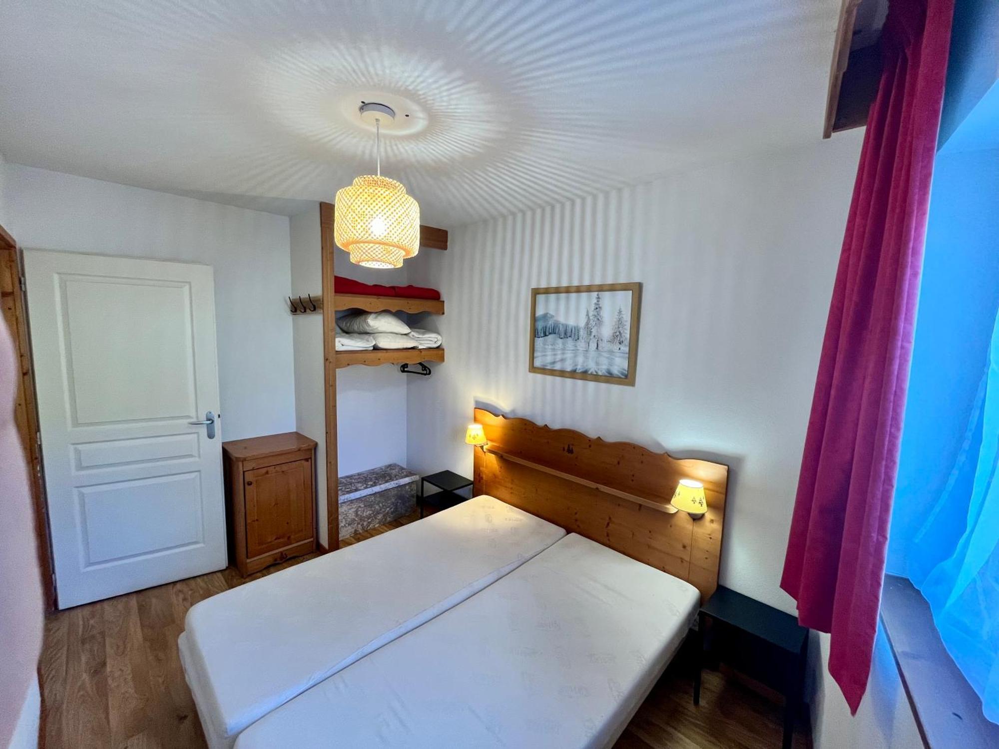 Charmant Appartement Confortable Pour 6 Personnes 40M2 Pied Pistes, Piscine, Wifi, Parking Chamrousse Luaran gambar