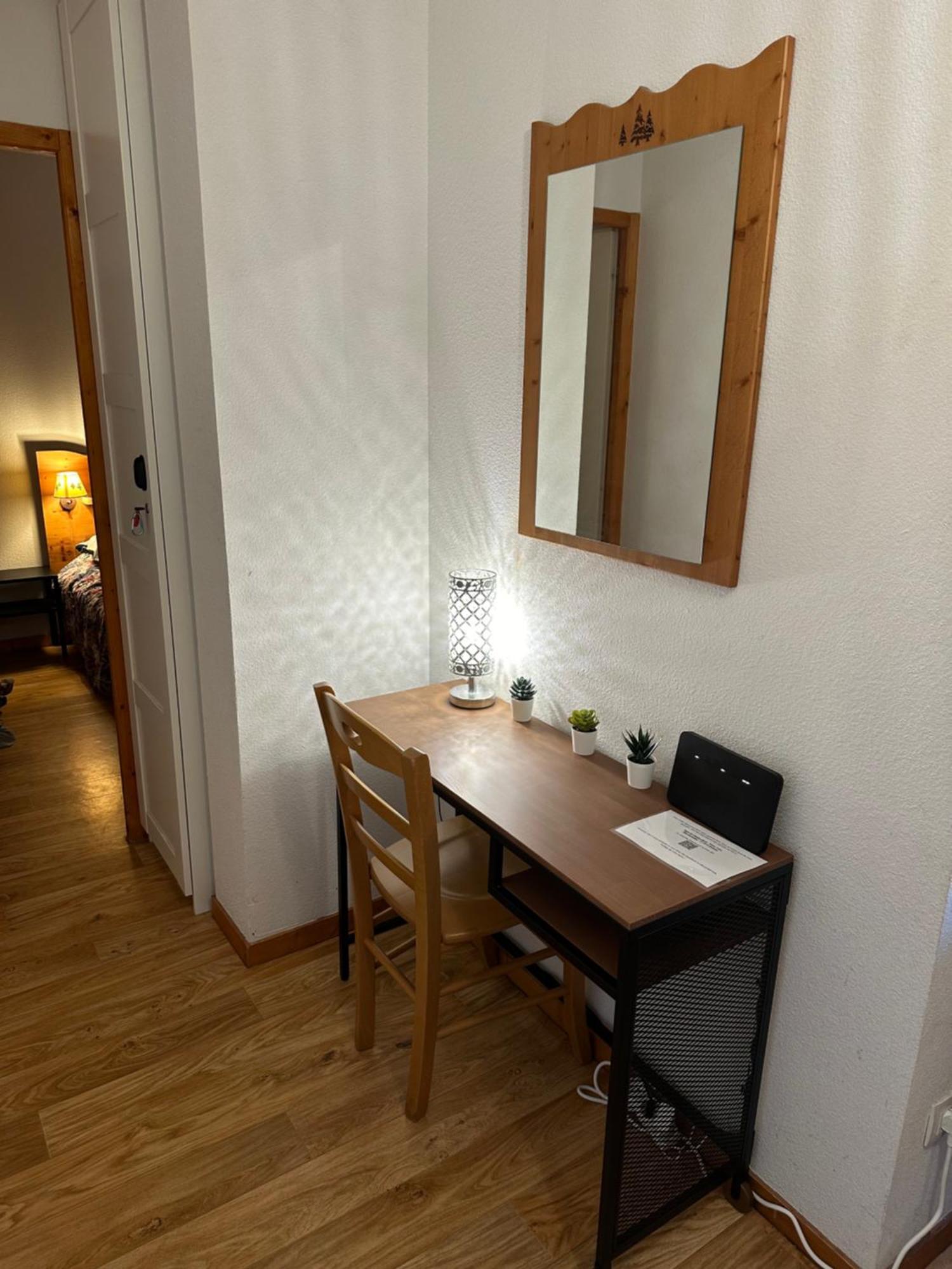 Charmant Appartement Confortable Pour 6 Personnes 40M2 Pied Pistes, Piscine, Wifi, Parking Chamrousse Luaran gambar