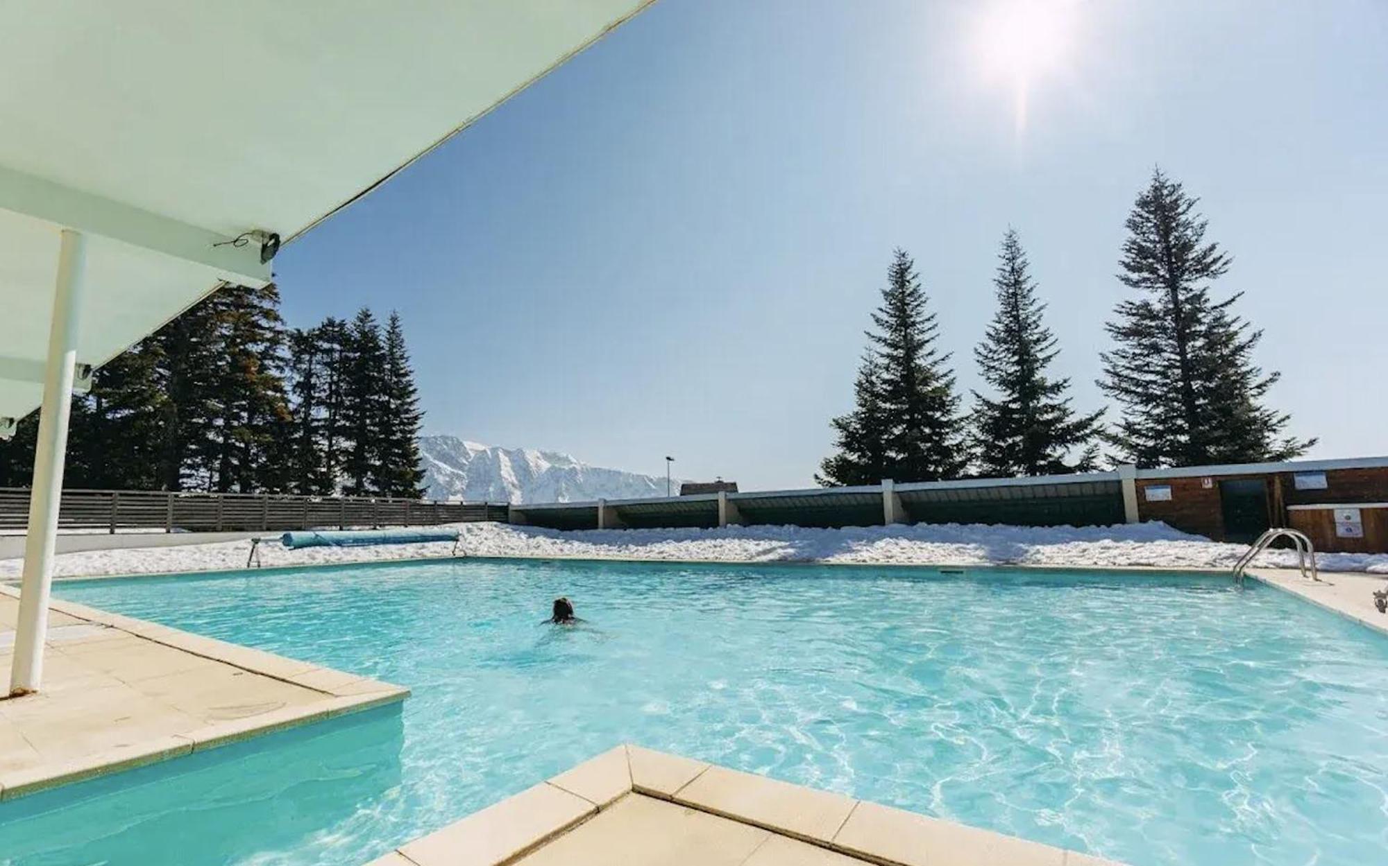 Charmant Appartement Confortable Pour 6 Personnes 40M2 Pied Pistes, Piscine, Wifi, Parking Chamrousse Luaran gambar